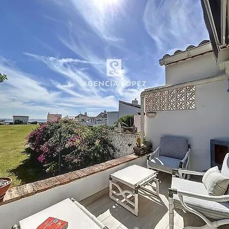 Alo By The Sea Estepona