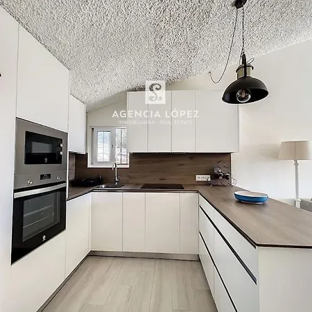 Vakantiehuis Alo By The Sea