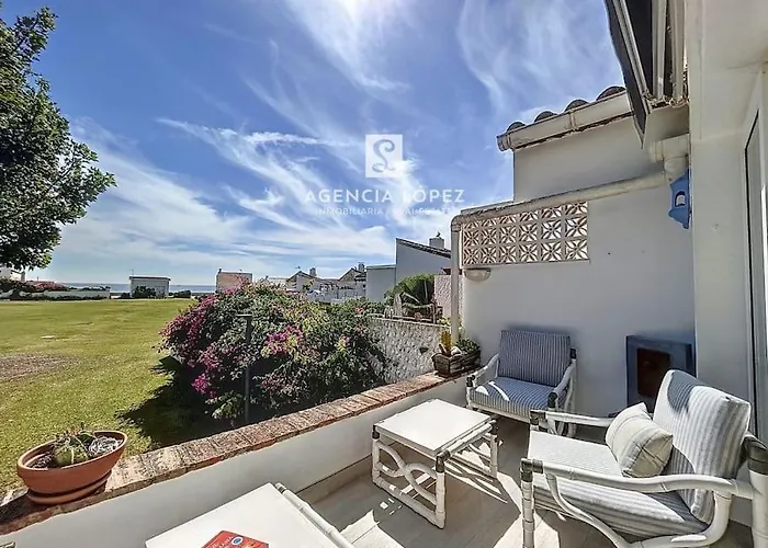 Alo By The Sea Estepona