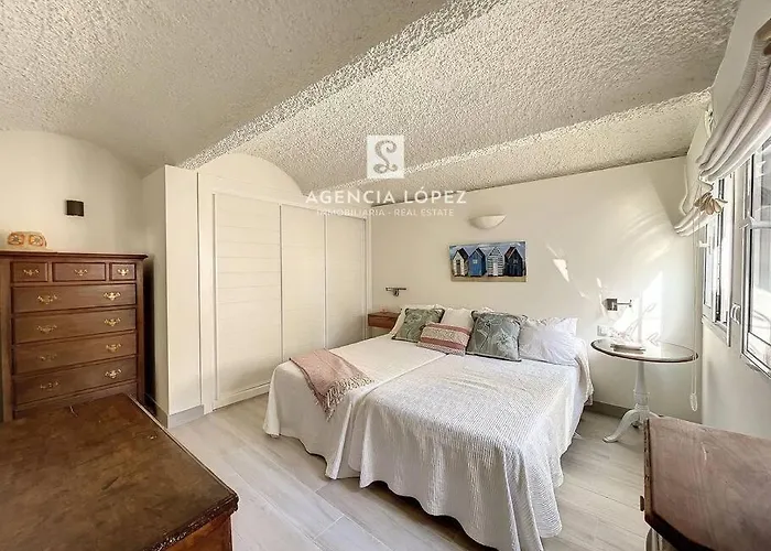 Alo By The Sea 펜션 *